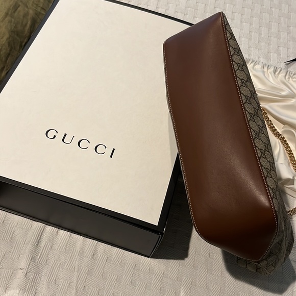 Gucci Supreme Canvas Hobo Bag Two Way Chain - Picture 8 of 9